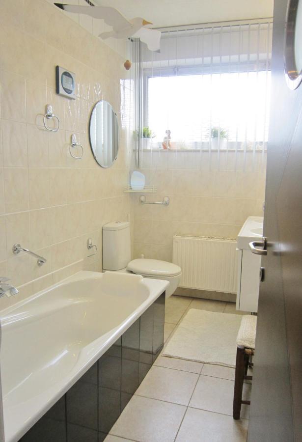 Bed and Breakfast Les Chambourlettes Mons Esterno foto