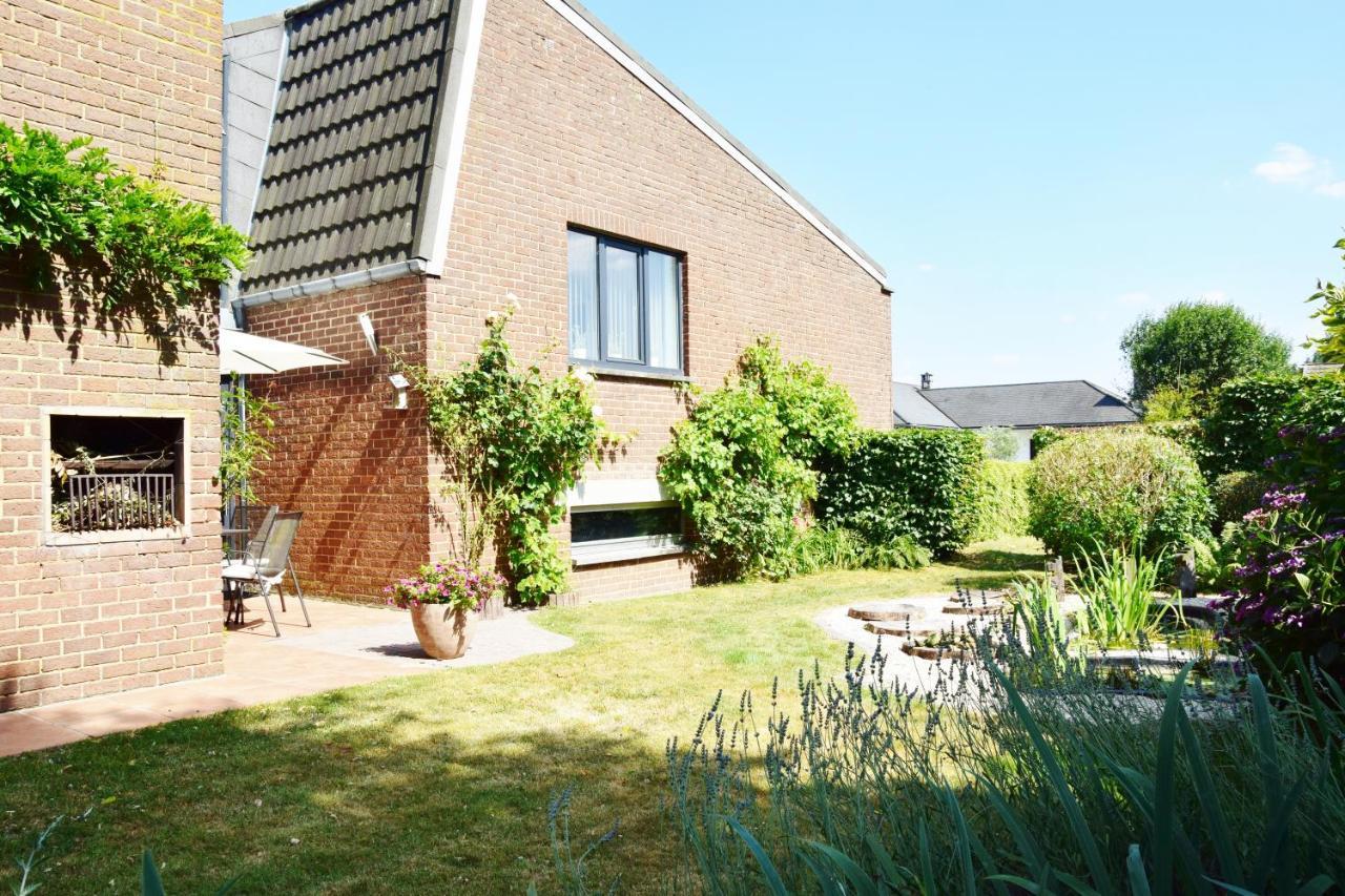Bed and Breakfast Les Chambourlettes Mons Esterno foto
